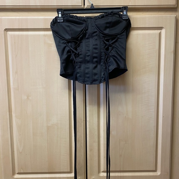 PrettyLittleThing Black Satin Double Lace Up Crop Corset Size 4 - Picture 4 of 9
